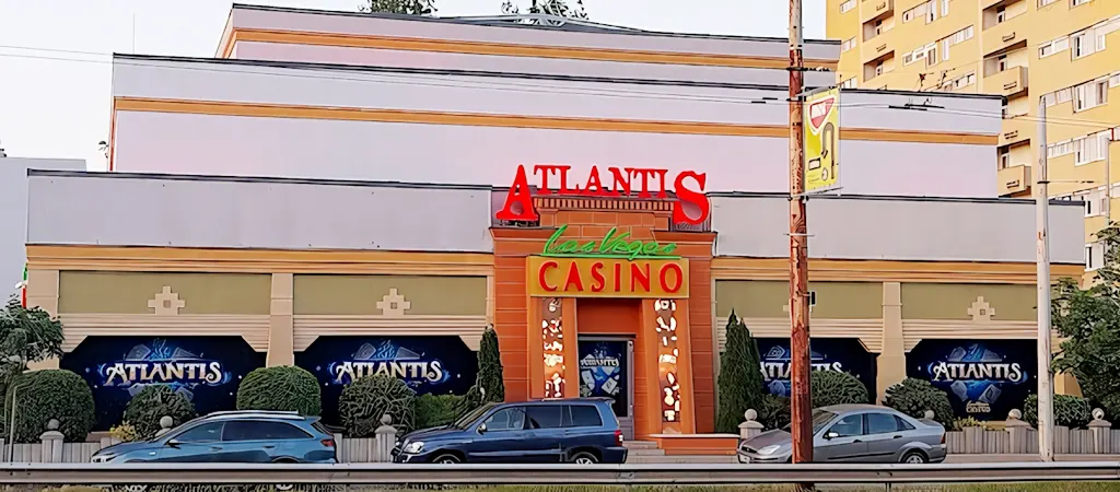 Las Vegas Casino Atlantis, t&aacute;gas &eacute;s eleg&aacute;ns budapesti kaszin&oacute;, klasszikus &eacute;s modern j&aacute;t&eacute;kokkal, pr&eacute;mium sz&oacute;rakoz&aacute;si &eacute;lm&eacute;nnyel